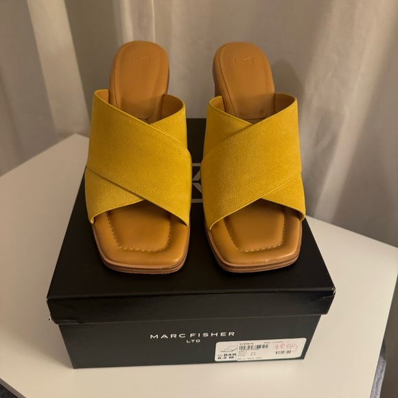 Marc Fisher Barli Heeled Sandal - 8.5 - Picture 3 of 9